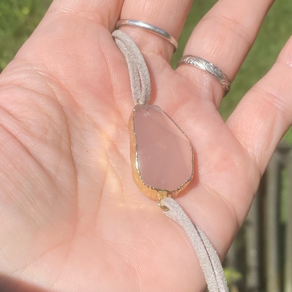 Gold dipped Rose Quartz choker necklace gray leather adjustable ties - Picture 5 of 11